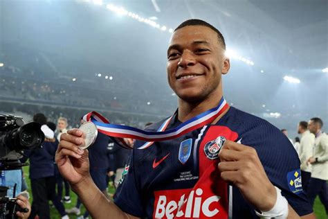 Francuski novinar Mbappé neće igrati za reprezentaciju sve dok je