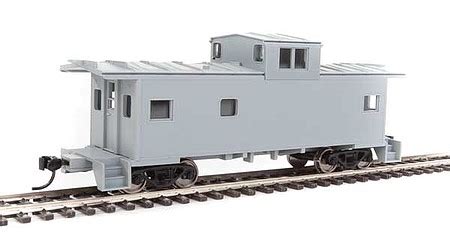 Walthersmainline International Wide Vision Undecorated Caboose Ho Scale