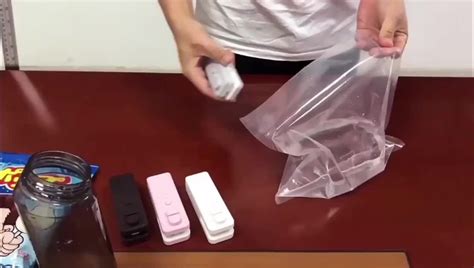 In Mini Heat Sealer Rechargeable Portable Handheld Sealing Vacuum