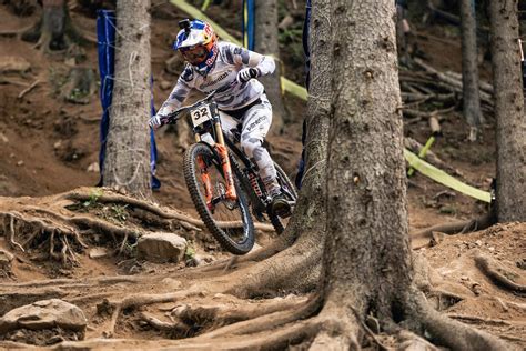 Rachel Atherton Injured At Fort William World Championships Canadian