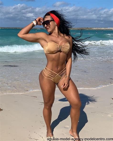 Hot Colombian Models Showing Their Figures In Sexy Bikinis Photos