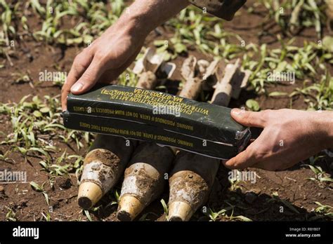 C4 Explosives Hi Res Stock Photography And Images Alamy