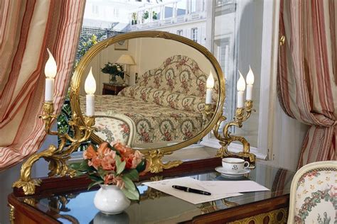 Le Bristol Paris - Luxury Hotel in Paris, France