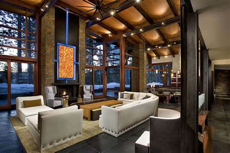 A spectacular modern mountain style dwelling in Martis Camp