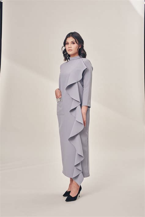 Isabella Dress In Silver Grey Temujanji