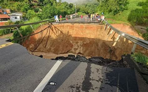 Rj Asfalto Cede Após Chuvas E Rodovia é Fechada Monitor Norte Fluminense