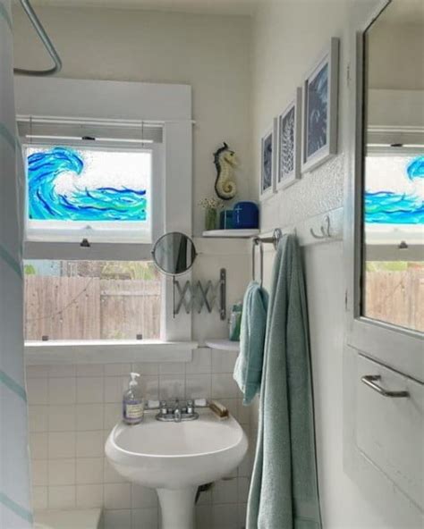 25 Modern Bathroom Window Ideas