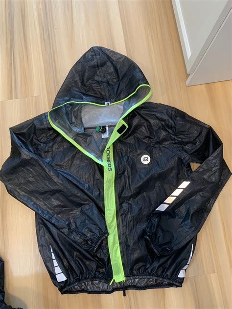 Rockbros Raincoat Set In Pristine Condition Everything Else On Carousell