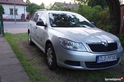 Syndyk Sprzeda Samoch D Osobowy Skoda Octavia Rok Warszawa