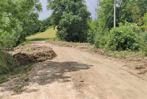 Strade Come Fiumi Pieni Di Fango