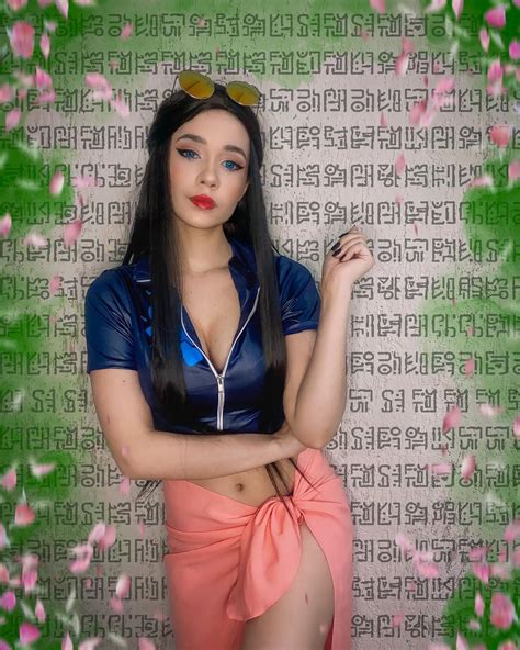 Brasileira Fez Um Cosplay Impressionante Da Nico Robin De One Piece