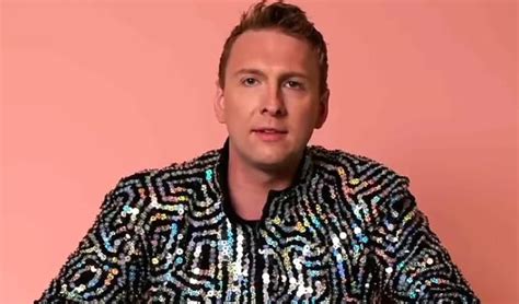 Joe Lycett Threatens To Shred 10k In David Beckham Protest News 2022