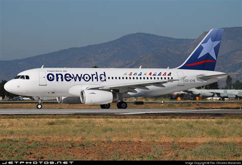 CC CYE Airbus A319 132 LAN Airlines Fernando Olivares M JetPhotos