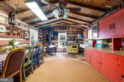 The Rustic Interior Trend: Why People Love This Old Cabin