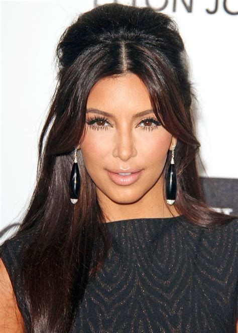 Kim Kardashians Retro Teased Half Updo Retro Hairstyles Bouffant