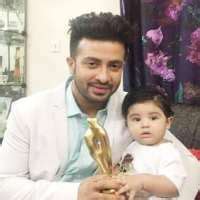 Shakib Khan Birthday, Real Name, Age, Weight, Height, Family, Facts, Contact Details, Wife ...