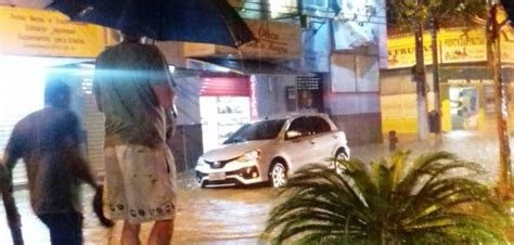 Forte Chuva Atinge V Rios Bairros De Angra Dos Reis A Voz Da Cidade