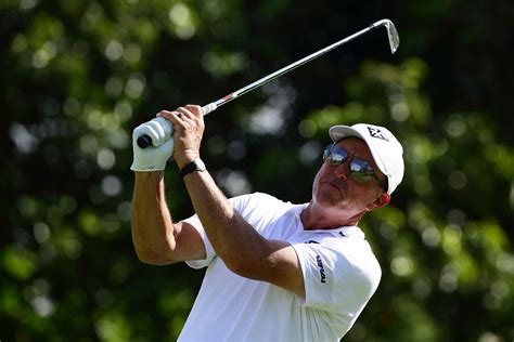 Phil Mickelson Vs Joe Gebbia Forbes Ranking