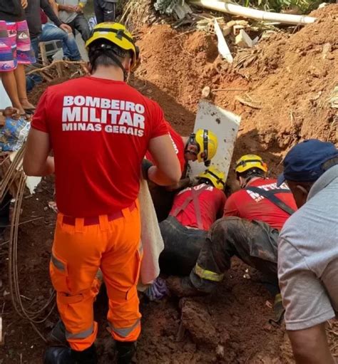 Desabamento De Casa Mata Mulher Adolescente E Crian A Em Minas Gerais