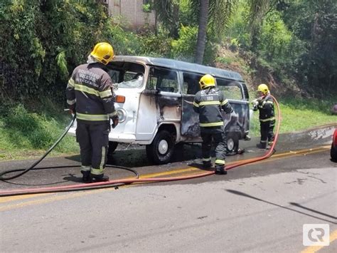 Caco Da Rosa Kombi Destru Da Por Inc Ndio Em Herval Doeste