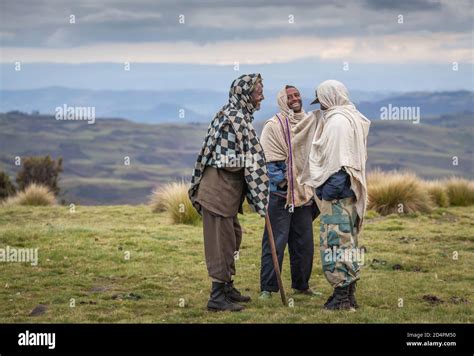 Ethiopian Men Hi Res Stock Photography And Images Alamy