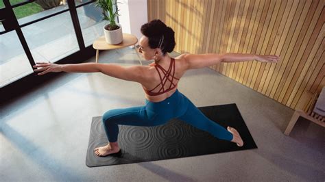 Lululemon gives the yoga mat a clever makeover