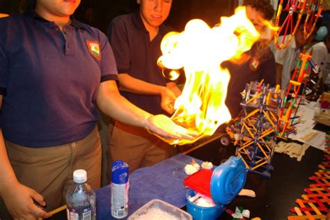 Feria Científica 11 años promoviendo Tecnología Ciencia Ingeniería y