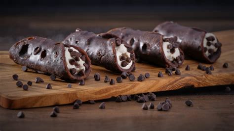 Chocolate Covered Cannoli Blount County Bakery