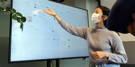 ways  add     powerpoint