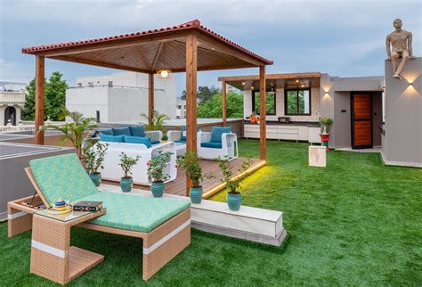 Aesthetically Pleasing Terrace With User Friendly Amenities : Project