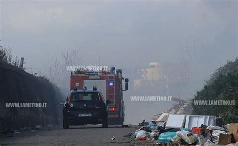 Lamezia Si Torna A Bruciare Nel Campo Rom Di Scordovillo Odore Acre