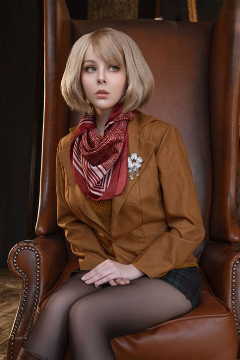 Alien Anal Cosplay Fuck