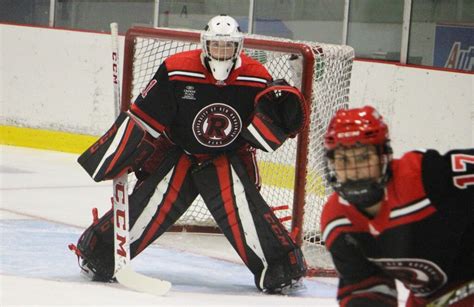 Women’s hockey is back at UNB | Dalhousie Gazette