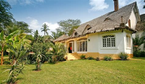 Safari to Arusha Safari Lodge with Africa Travel Resource