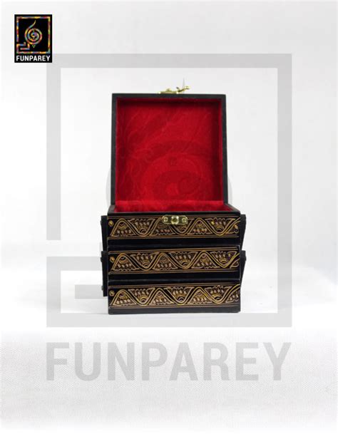 Wooden Cantilever Jewelry Box 66 With Lacquer Art Funparey