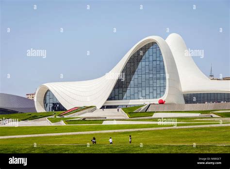 Bakú Azerbaiyán Mayo 27 Heydar Aliyev El Famoso Centro Histórico