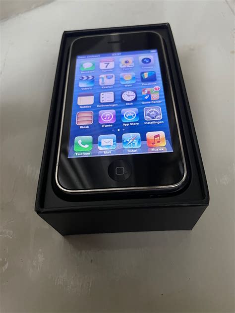 1 Apple 3gs Iphone In Original Box Catawiki