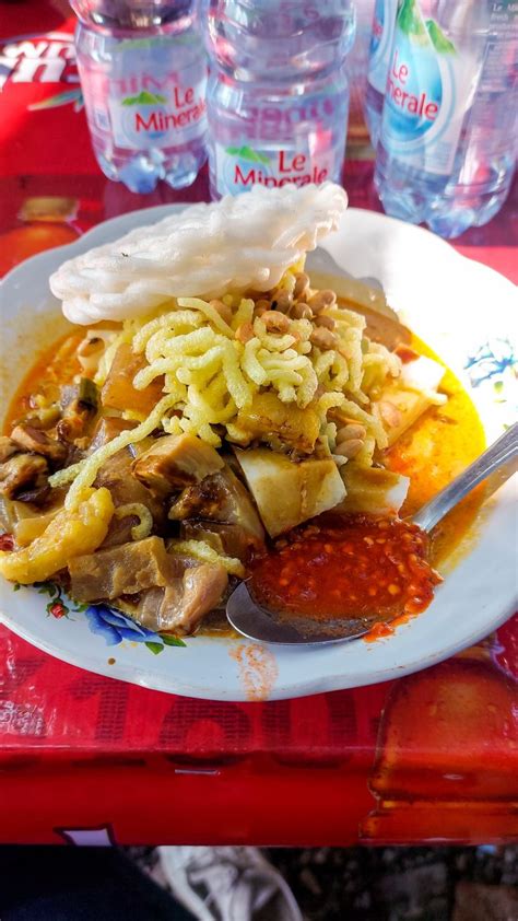 Lontong Kari Bandung