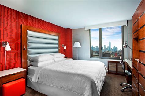 Hotel Rooms & Amenities | Four Points by Sheraton Manhattan Chelsea