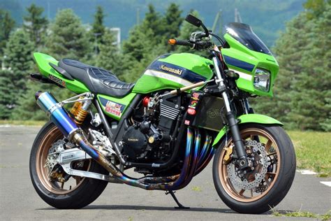 ZRX1200 DAEG by モーターサイクルショッププラッツ カスタムマシン カワサキイチバン カワサキ プラッツ