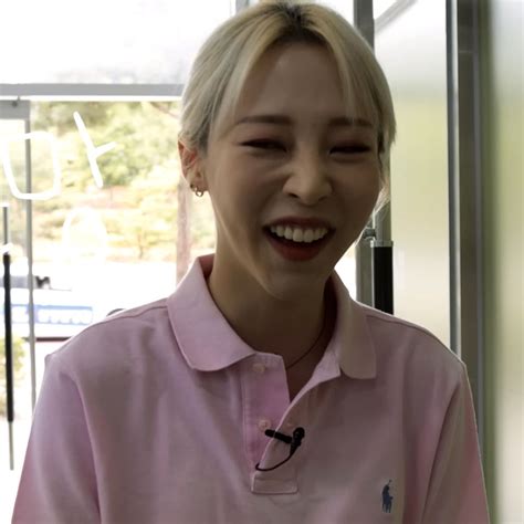 moonbyul 문별 mamamoo icon South Korean Girls Korean Girl Groups