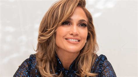 Jennifer Lopez S Fave Anti Wrinkle Cream Is In The Amazon Sale Hello