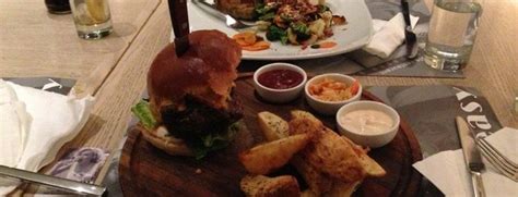 The 15 Best Places for Vegetarian Food in Athens | Vegetarian recipes ...