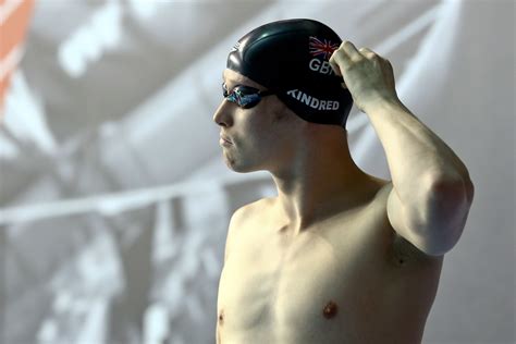 Record Breaking Swimmers Show Short Course Form