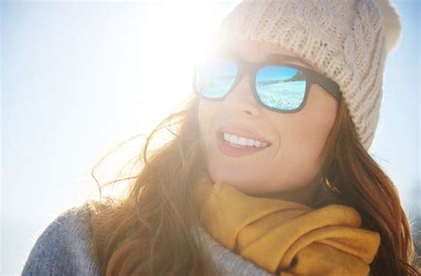 5 Reasons Why You Should Wear Sunglasses In The Winter