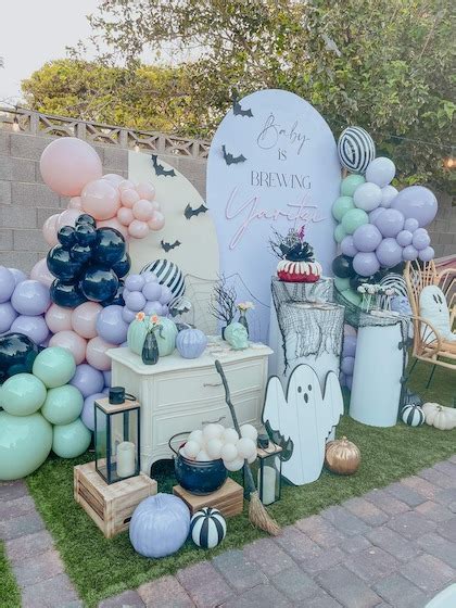 30 Fun Halloween Baby Shower Themes - The Postpartum Party