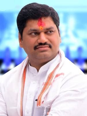 Dhananjay Munde Age Biography Education Wife Caste Net Worth