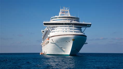 Front View Of White Cruise Ship On Blue Sea Under Blue Sky K K Hd