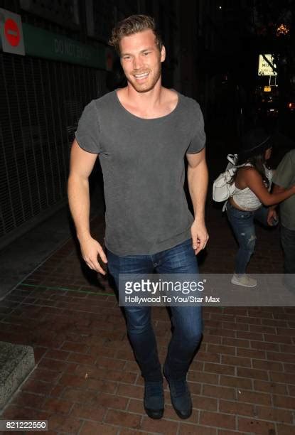 Derek Theler Photos Photos and Premium High Res Pictures - Getty Images