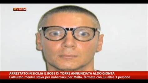 Arrestato In Sicilia Il Boss Di Torre Annunziata Aldo Gionta Video Sky